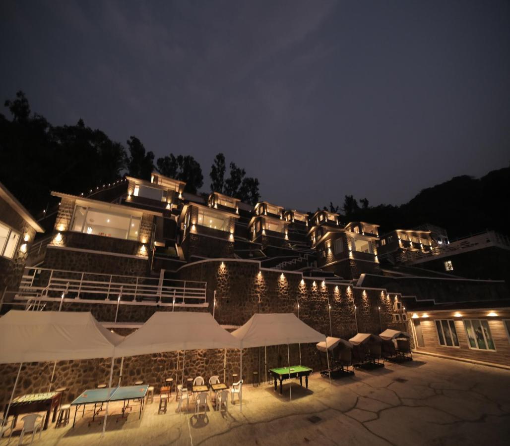 360 South, Khandala Lonavala Ngoại thất bức ảnh