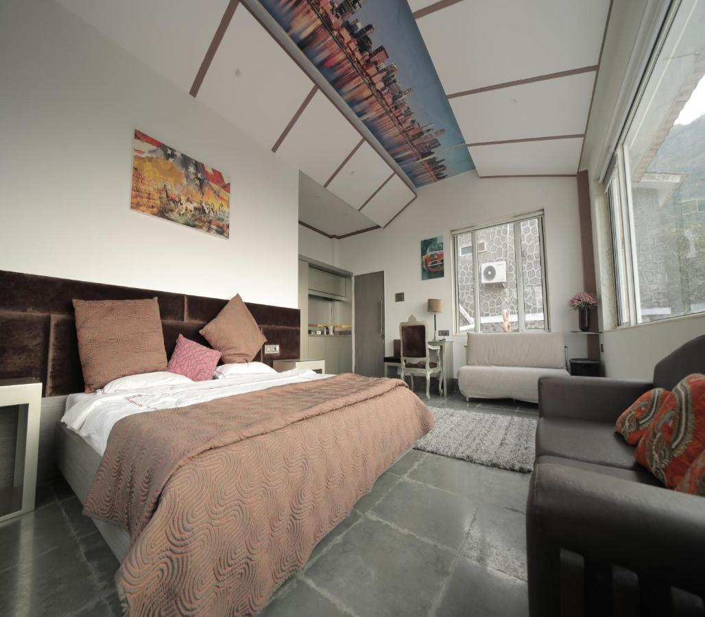 360 South, Khandala Lonavala Ngoại thất bức ảnh